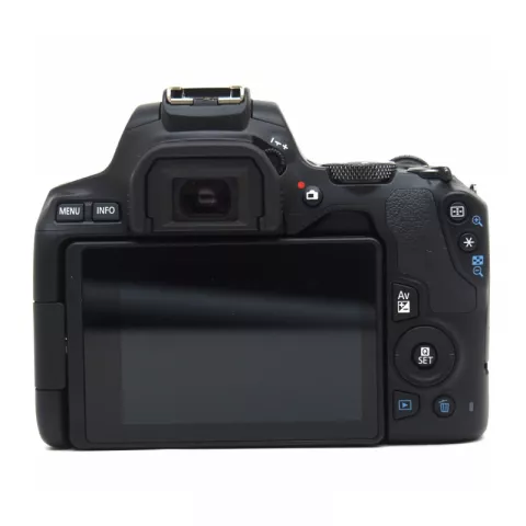 Canon EOS 250D kit 18-55mm IS STM (Б/У)