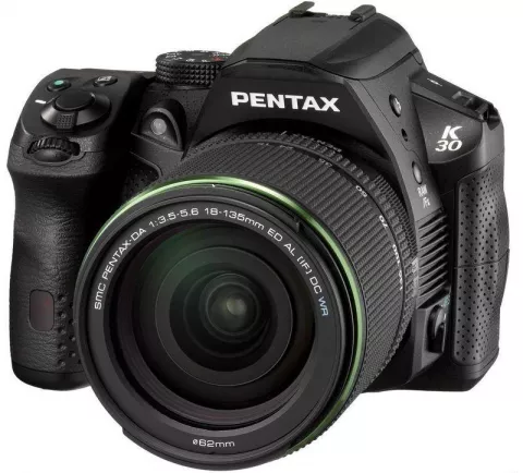 Зеркальный фотоаппарат Pentax K-30 Kit DA 18-135 mm AL WR Black