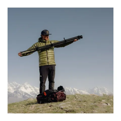 Штатив Peak Design Pro Tripod Black (PT-S-BK-1)
