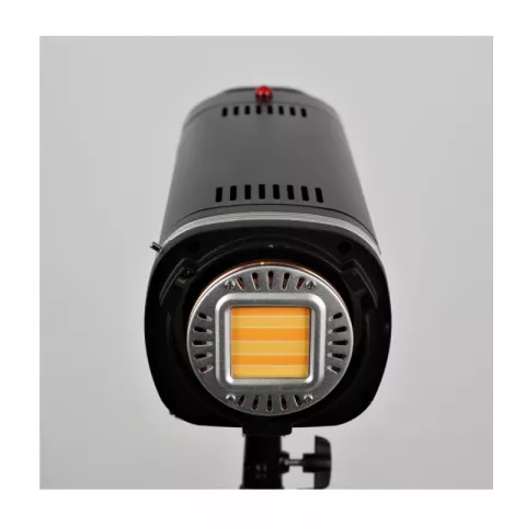 Светодиодный осветитель с пультом ДУ FST EF-150B PRO 