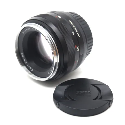 Carl Zeiss Planar T* 1.4/50 ZE (Б/У)