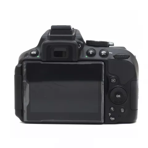 Nikon D5300 kit 18-55 VR AF-P (Б/У)
