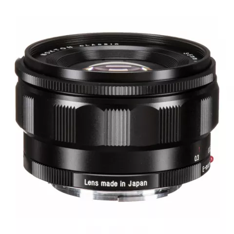 Объектив Voigtlaender Nokton 35mm f/1.4 Sony E