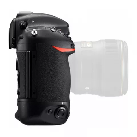 Зеркальный фотоаппарат Nikon D5 Body (CF)