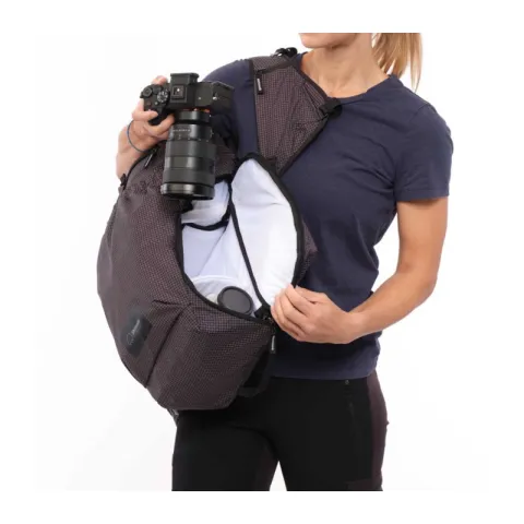 Shimoda Side Lite 22 Women's Black/White Рюкзак индивидуальной комплектации для фототехники 520-372