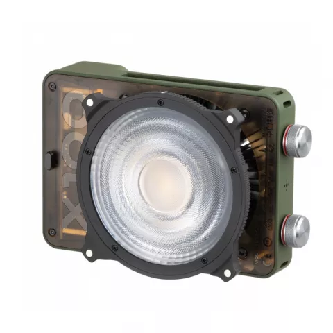 Осветитель Zhiyun MOLUS X100RGB COB Light