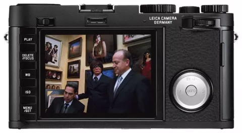 Цифровая фотокамера Leica X Vario Black
