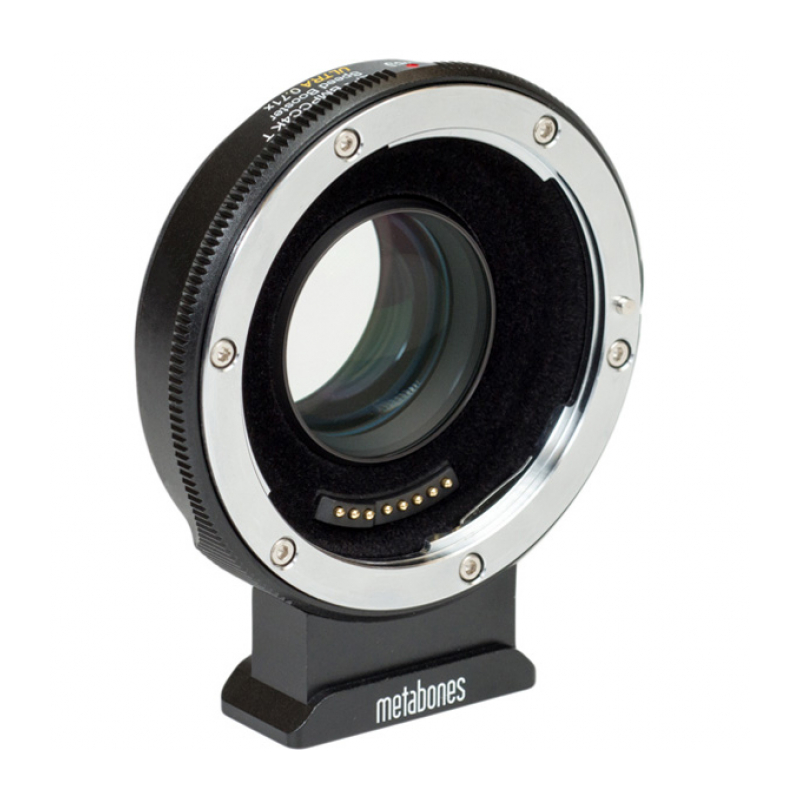 Адаптер Metabones Canon EF на BMPCC4K T Speed Booster ULTRA 0.71x (APS-C & FF) (MB_SPEF-M43-BT8)